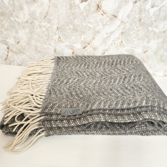 Fibre By Auskin Wool Fringed Throw Blanket - Picture 4 of 14